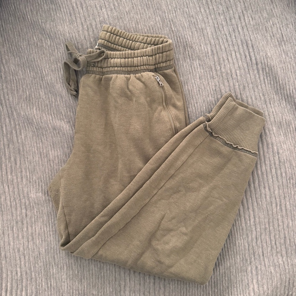 Aerie Olive Green Jogger Pants